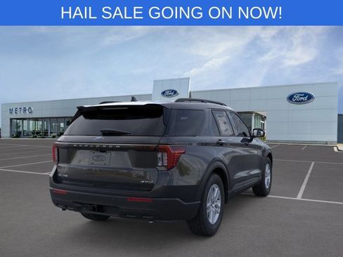 New 2026 Ford Explorer Active image 10
