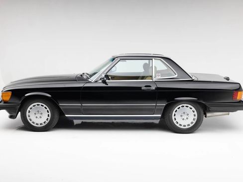 Used 1989 Mercedes-Benz 560 SL image 14