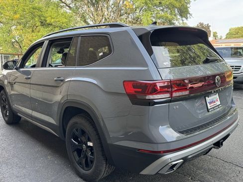 New 2026 Volkswagen Atlas Peak Edition AWD/4WD image 11