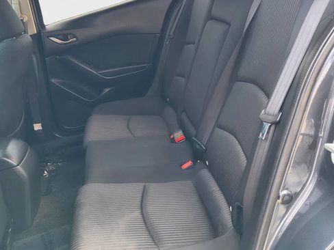 Used 2016 MAZDA MAZDA3 i Touring image 13