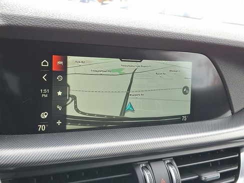 New 2025 Alfa Romeo Stelvio Sprint w/ Convenience Package image 14