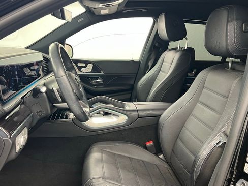 Used 2023 Mercedes-Benz GLS 450 4MATIC image 8