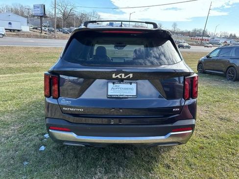 New 2025 Kia Sorento S w/ Panoramic Sunroof Package AWD/4WD image 3