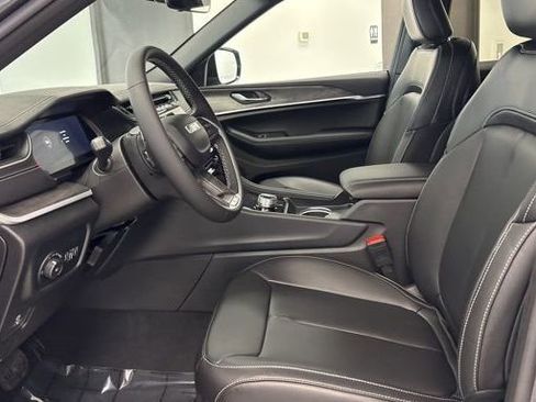 New 2025 Jeep Grand Cherokee L Limited image 19