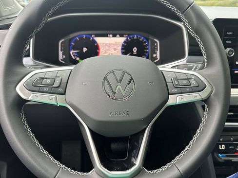 New 2026 Volkswagen Taos SEL image 14