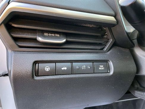 Used 2019 Nissan Altima 2.5 SV image 19