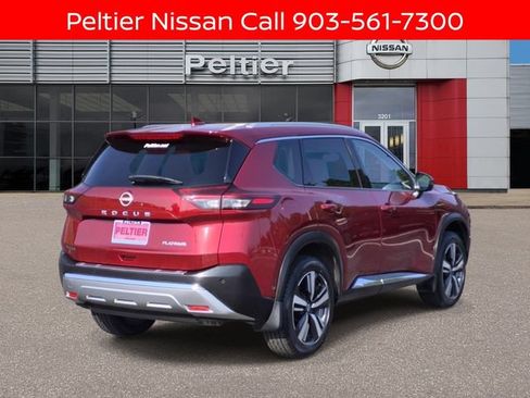 Certified 2023 Nissan Rogue Platinum w/ Platinum Premium Package FWD image 6