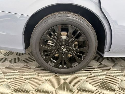 New 2026 Honda Odyssey Sport-L image 18