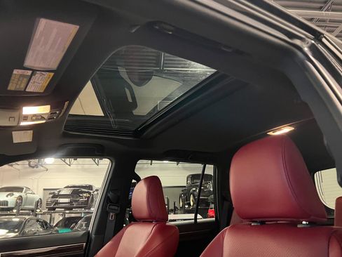 Used 2023 Lexus GX 460 Luxury w/ Sport Design Package image 24