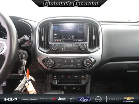 Used 2021 Chevrolet Colorado LT w/ Fleet Safety Package image 18