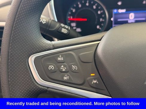 Used 2022 Chevrolet Equinox LS w/ LS Convenience Package FWD image 22