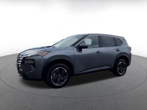 Used 2025 Nissan Rogue SV FWD image 8