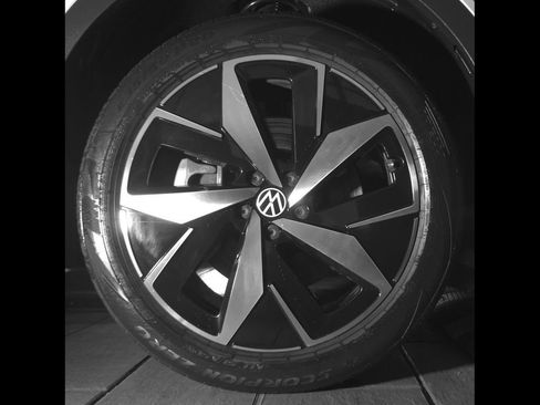 Certified 2023 Volkswagen ID.4 Pro S AWD/4WD image 12