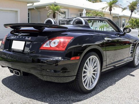 Used 2005 Chrysler Crossfire SRT-6 RWD image 8