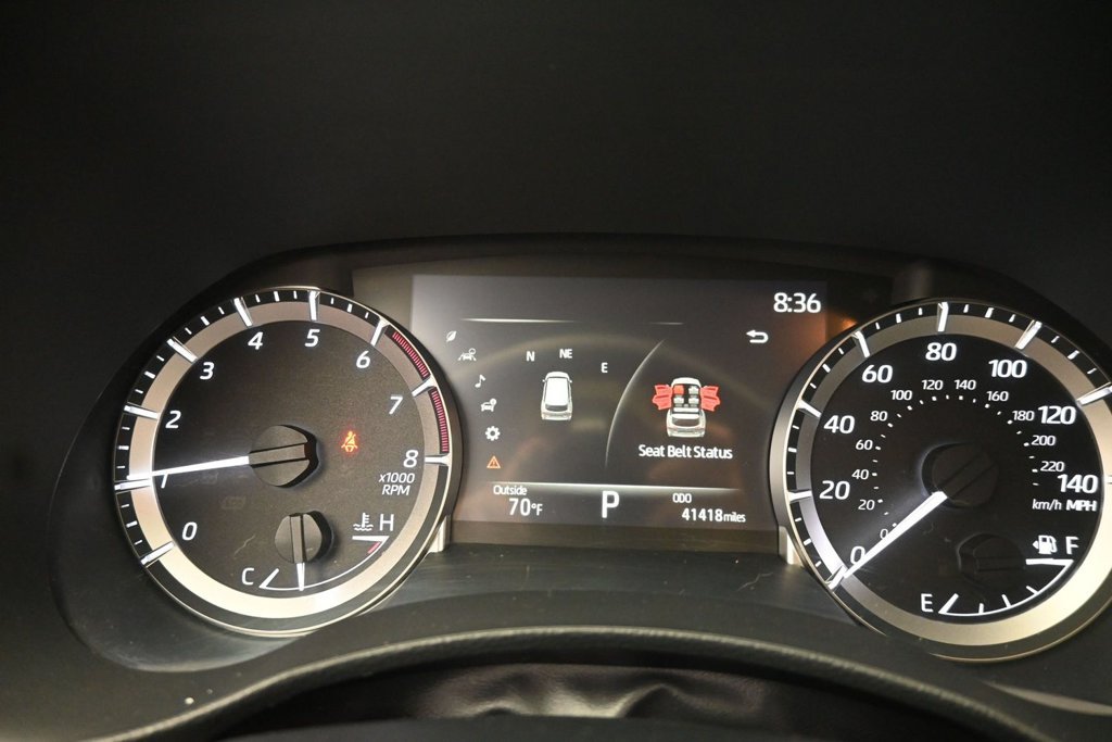 Used 2023 Toyota Highlander XLE AWD/4WD image 19