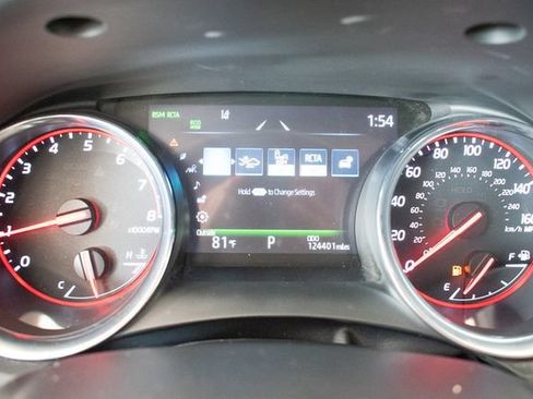 Used 2019 Toyota Camry XSE FWD image 21