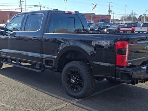 New 2026 Ford F250 Lariat w/ Black Appearance Package AWD/4WD image 7