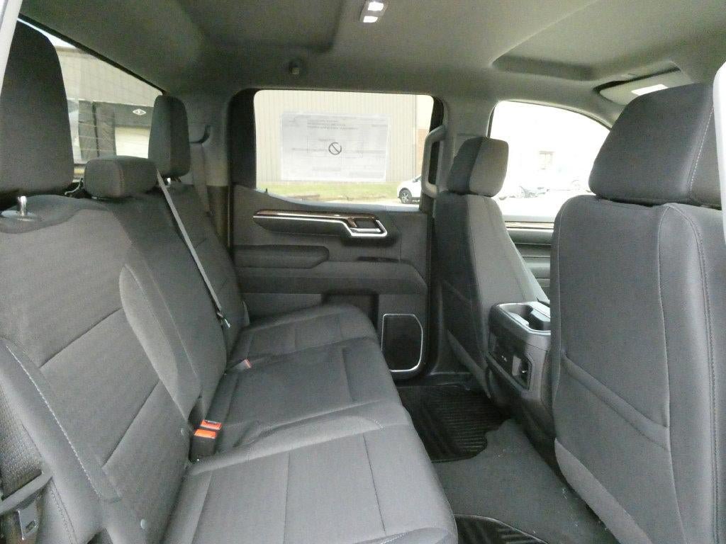 New 2026 Chevrolet Silverado 1500 RST w/ Z71 Off-Road Package AWD/4WD image 14