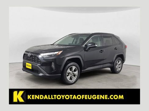 Used 2024 Toyota RAV4 XLE image 1
