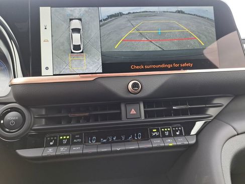 New 2026 Toyota Crown Platinum AWD/4WD image 10