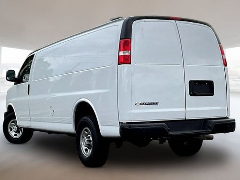 Used 2023 Chevrolet Express 2500 Extended w/ Driver Convenience Package RWD image 4