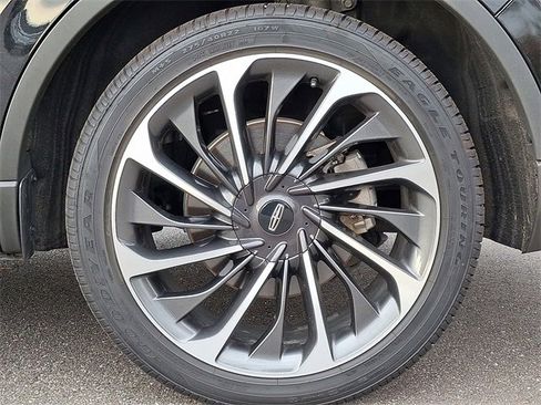 Used 2023 Lincoln Aviator Reserve w/ Equipment Group 201A image 8