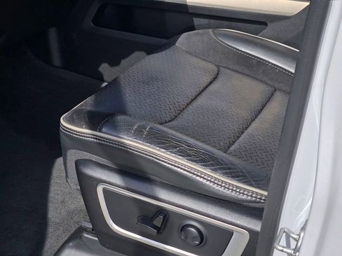 Used 2022 RAM 1500 Laramie image 32