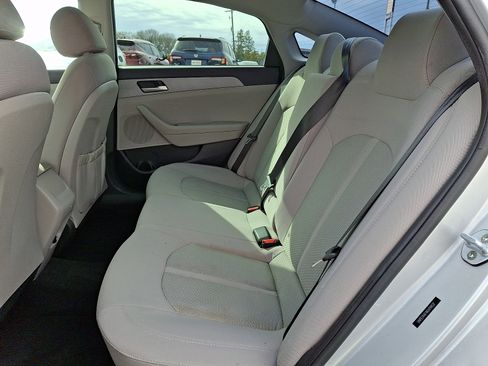Used 2019 Hyundai Sonata SE image 10