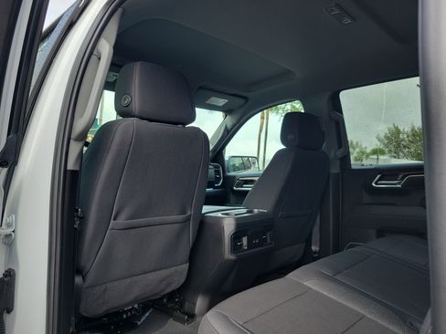 Used 2025 Chevrolet Silverado 1500 LT image 15