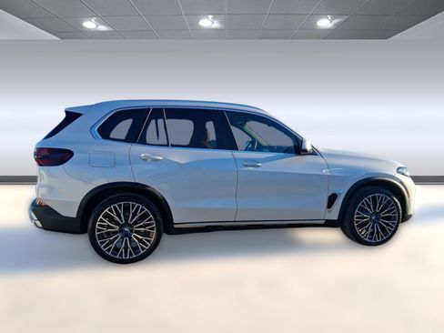 Used 2026 BMW X5 sDrive40i w/ Parking Assistance Package RWD image 7