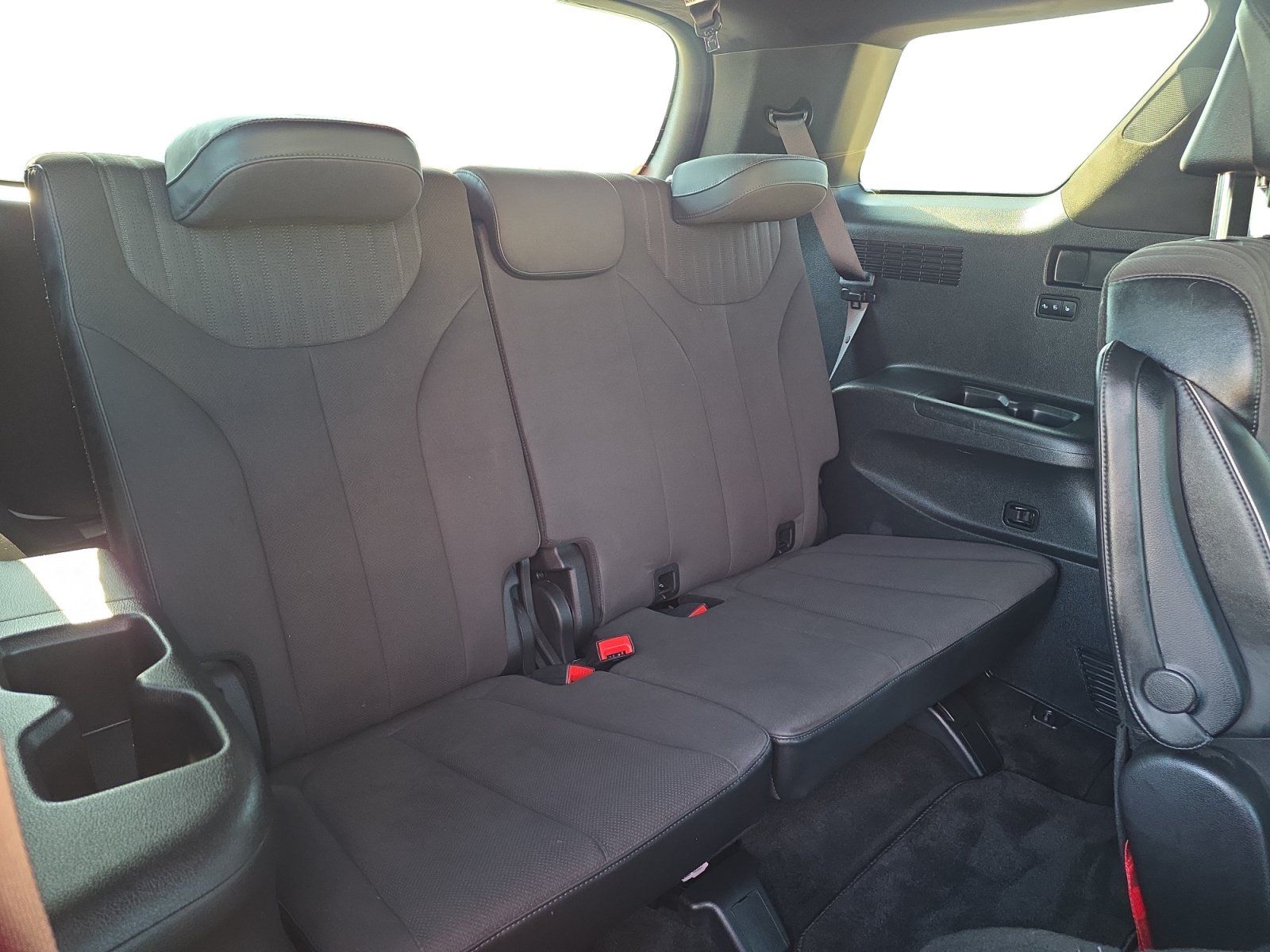 Used 2025 Hyundai Palisade Calligraphy AWD/4WD image 14