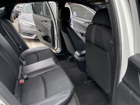 Used 2020 Honda Civic Sport image 17