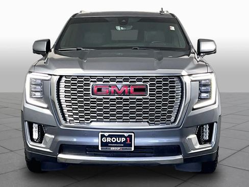 Used 2021 GMC Yukon Denali w/ Denali Premium Package RWD image 4
