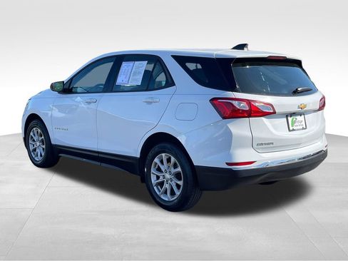Used 2018 Chevrolet Equinox LS FWD image 27