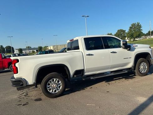 Used 2026 Chevrolet Silverado 2500 LTZ w/ LTZ Convenience Package AWD/4WD image 8