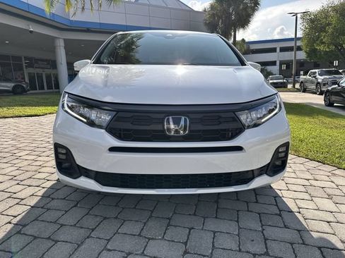 Used 2025 Honda Odyssey EX-L image 19