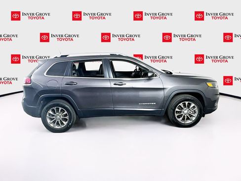 Used 2020 Jeep Cherokee Latitude Plus w/ Comfort/Convenience Group AWD/4WD image 4