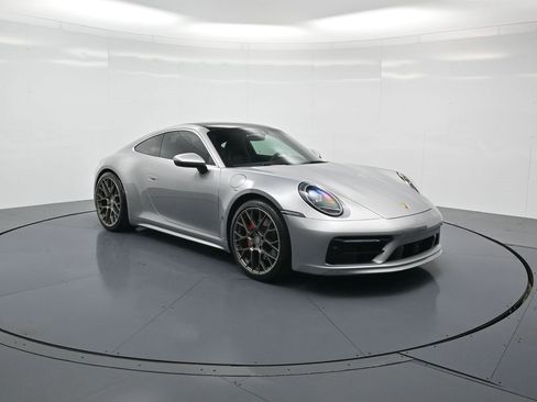 Used 2020 Porsche 911 Carrera S image 32