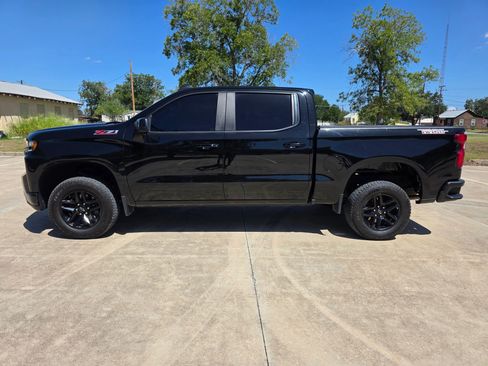 Used 2021 Chevrolet Silverado 1500 LT Trail Boss image 9