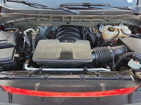 Used 2023 Chevrolet Tahoe LT w/ Luxury Package image 13