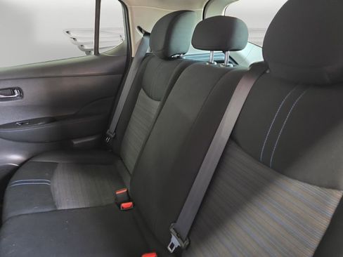 Used 2022 Nissan Leaf S Plus image 13