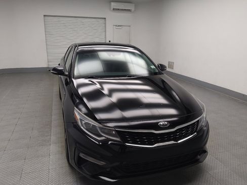 Used 2019 Kia Optima S FWD image 14