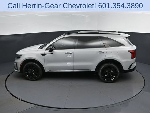Used 2023 Kia Sorento SX AWD/4WD image 32