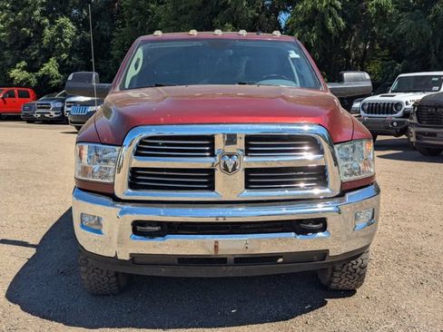 Used 2018 RAM 2500 Big Horn AWD/4WD image 9