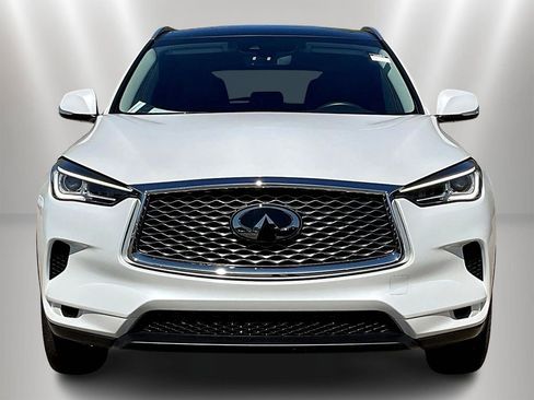 Used 2023 INFINITI QX50 Luxe AWD/4WD image 2