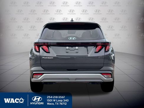 New 2026 Hyundai Tucson SE image 7