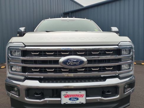 New 2026 Ford F250 King Ranch w/ Chrome Package AWD/4WD image 3