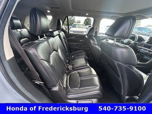Used 2024 Honda Pilot Touring image 32