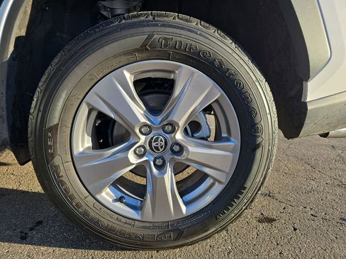 Certified 2025 Toyota RAV4 LE image 34