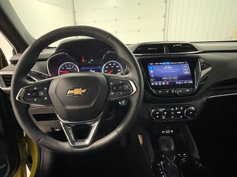Used 2023 Chevrolet TrailBlazer ACTIV w/ Sun and Liftgate Package image 39